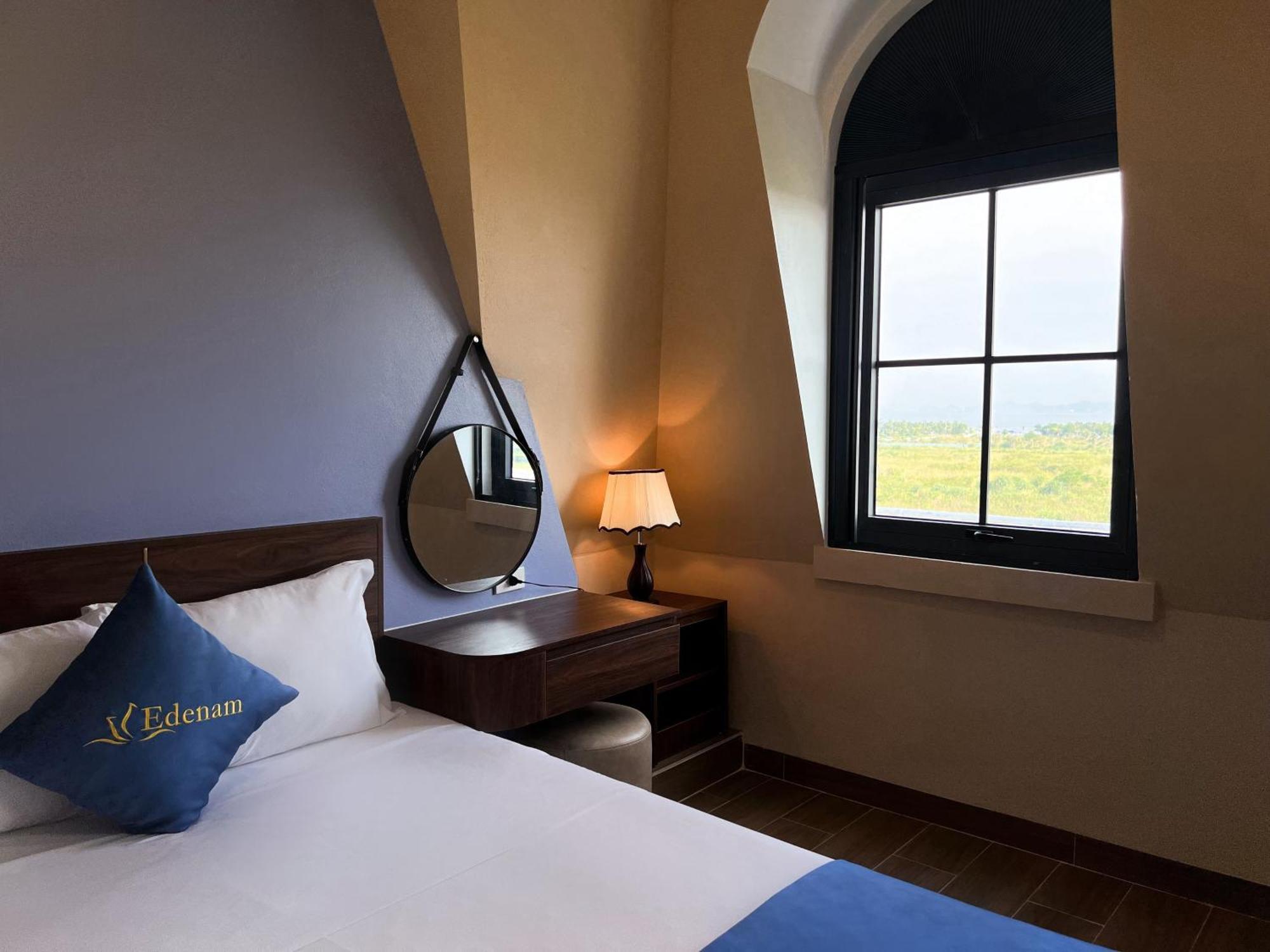 Elysinam Boutique Hotel Ha Long Værelse billede